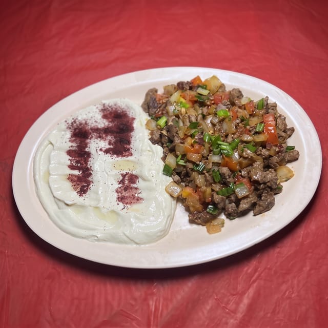 Lamb Mogulgul with Hummus and Pita Bread.